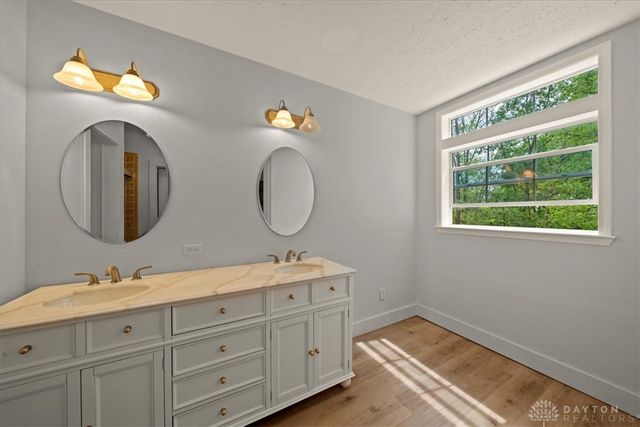 1393 Dutch Thomas Road, Peebles, OH 45660