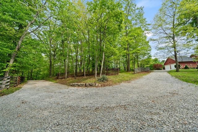 1393 Dutch Thomas Road, Peebles, OH 45660