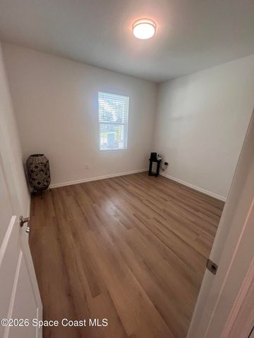 1146 Sexton Road SW, Palm Bay, FL 32908