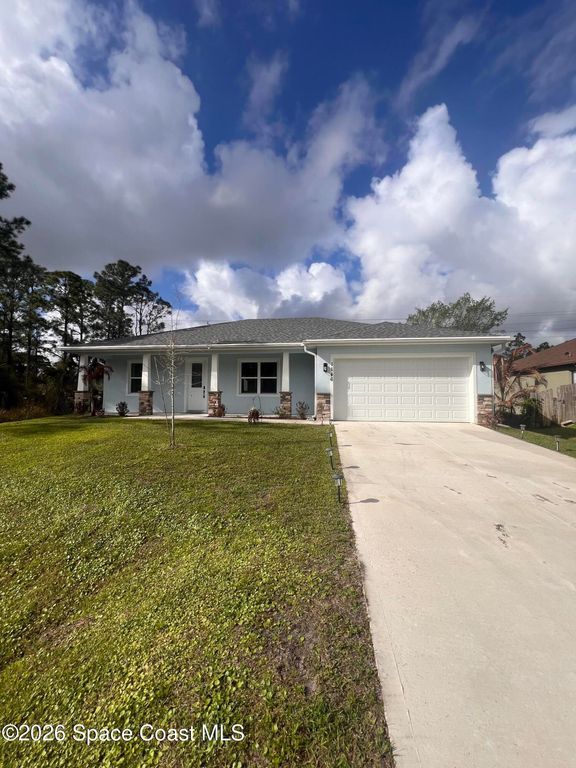 1146 Sexton Road SW, Palm Bay, FL 32908