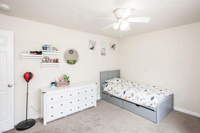 431 Old Colonial Way Unit 303, Newport News, VA 23608