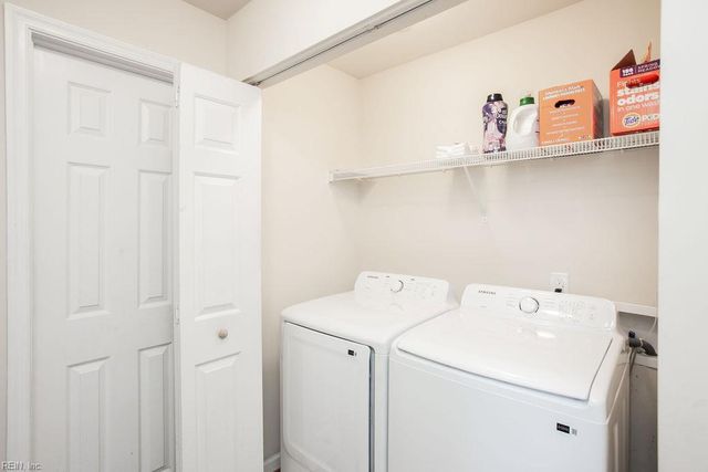 431 Old Colonial Way Unit 303, Newport News, VA 23608