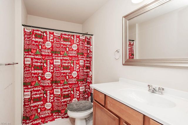 431 Old Colonial Way Unit 303, Newport News, VA 23608