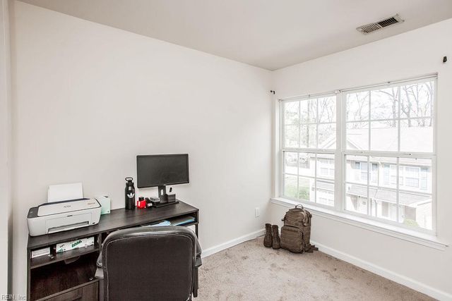 431 Old Colonial Way Unit 303, Newport News, VA 23608