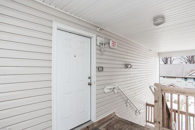 431 Old Colonial Way Unit 303, Newport News, VA 23608