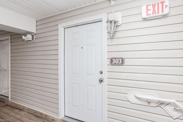431 Old Colonial Way Unit 303, Newport News, VA 23608