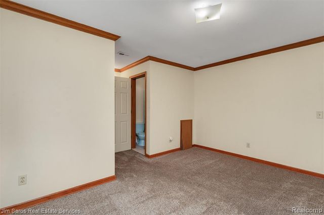 64 Rosebud Lane, Mount Clemens, MI 48043