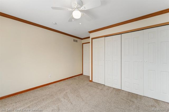 64 Rosebud Lane, Mount Clemens, MI 48043