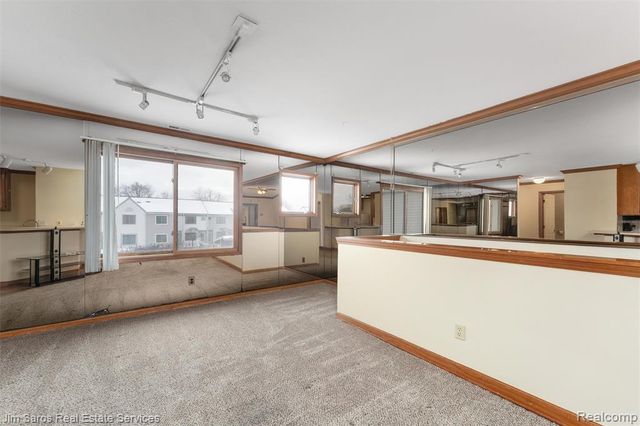 64 Rosebud Lane, Mount Clemens, MI 48043