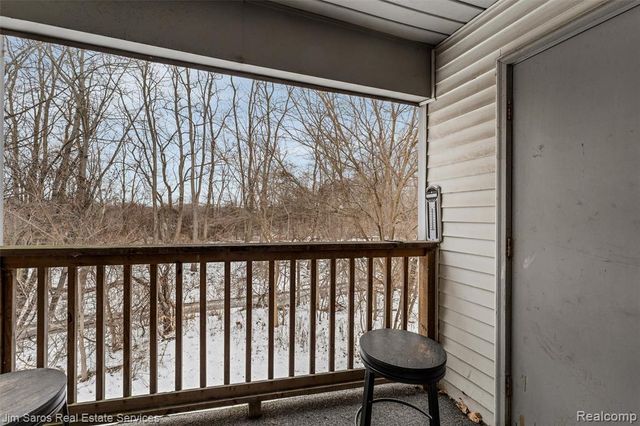 64 Rosebud Lane, Mount Clemens, MI 48043