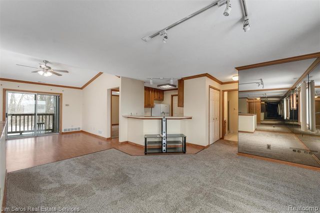 64 Rosebud Lane, Mount Clemens, MI 48043