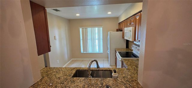 13313 FAIRWAY GLEN DRIVE 104, Orlando, FL 32824
