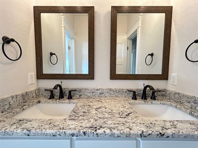 404 Cody Circle N, Sulphur Springs, TX 75482