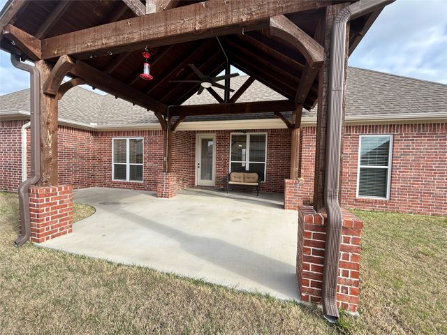 404 Cody Circle N, Sulphur Springs, TX 75482