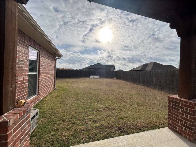 404 Cody Circle N, Sulphur Springs, TX 75482