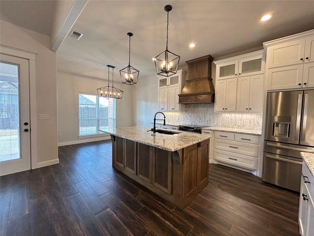 404 Cody Circle N, Sulphur Springs, TX 75482