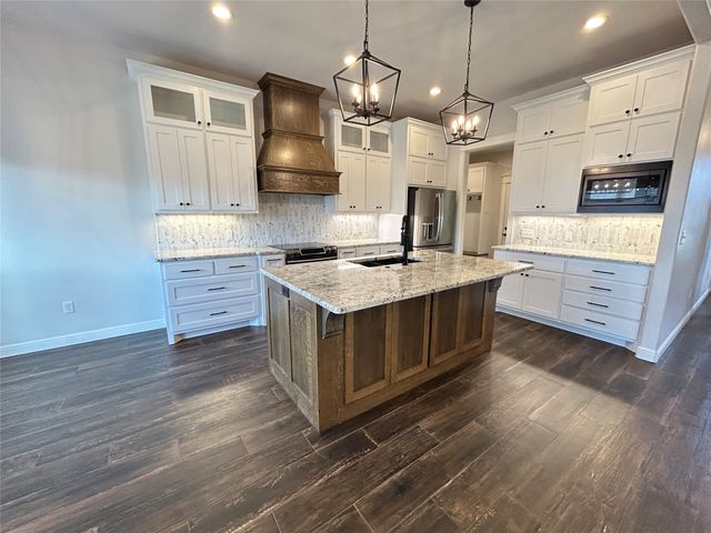 404 Cody Circle N, Sulphur Springs, TX 75482