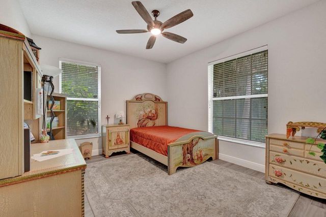 4209 180th Avenue N, Loxahatchee, FL 33470