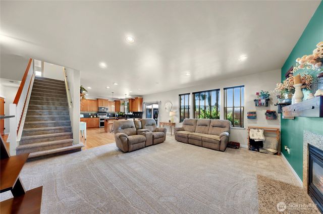 1302 Eastwood Way, Lynden, WA 98264