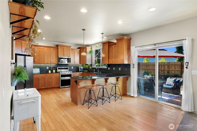 1302 Eastwood Way, Lynden, WA 98264