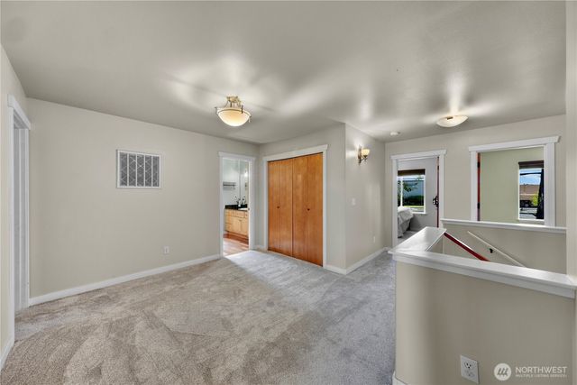 1302 Eastwood Way, Lynden, WA 98264