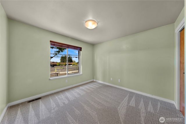 1302 Eastwood Way, Lynden, WA 98264