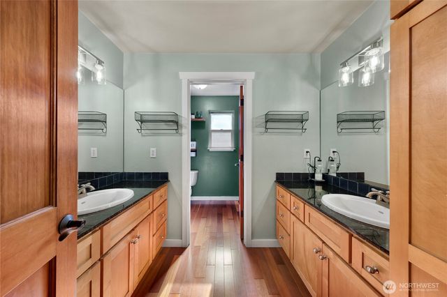 1302 Eastwood Way, Lynden, WA 98264