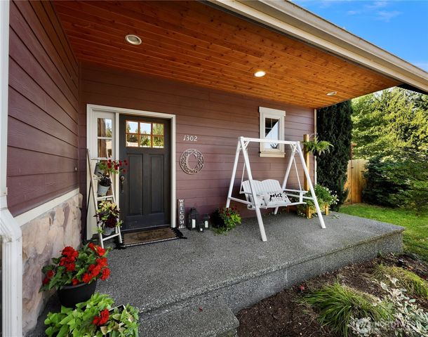 1302 Eastwood Way, Lynden, WA 98264