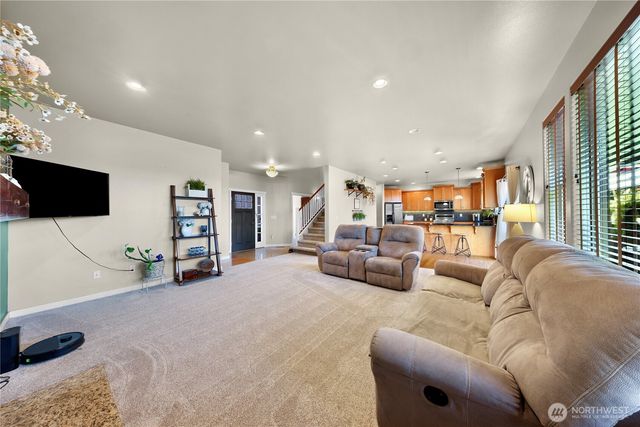 1302 Eastwood Way, Lynden, WA 98264