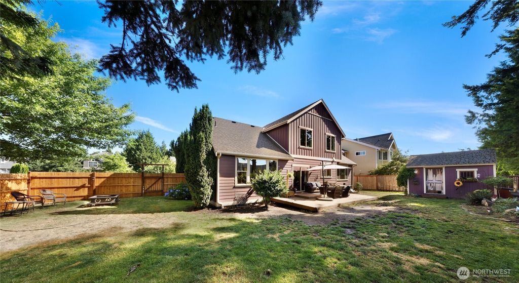 1302 Eastwood Way, Lynden, WA 98264