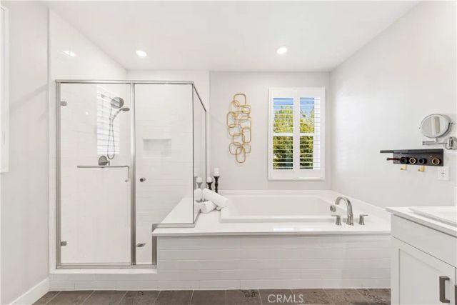 238 Chorus, Irvine, CA 92618