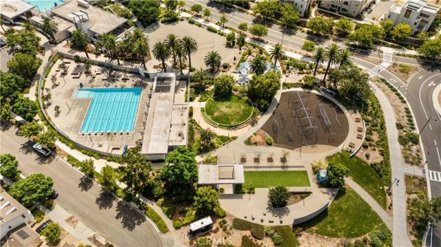 238 Chorus, Irvine, CA 92618