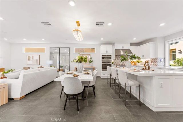 238 Chorus, Irvine, CA 92618