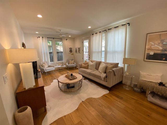 1903 W 30th ST B, Austin, TX 78703