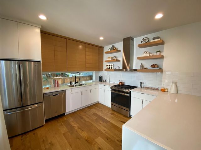 1903 W 30th ST B, Austin, TX 78703