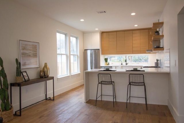 1903 W 30th ST B, Austin, TX 78703