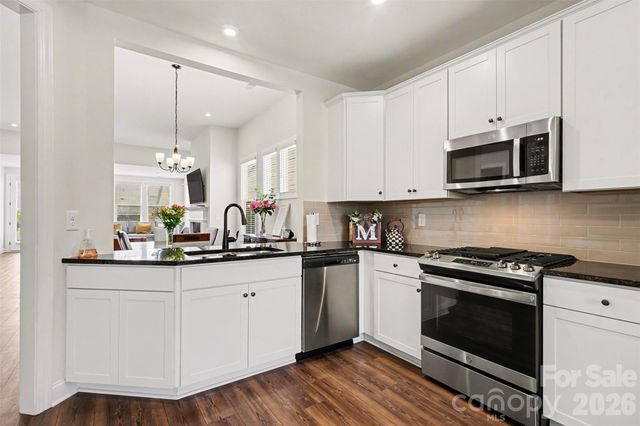 10225 Superb Lane, Charlotte, NC 28215