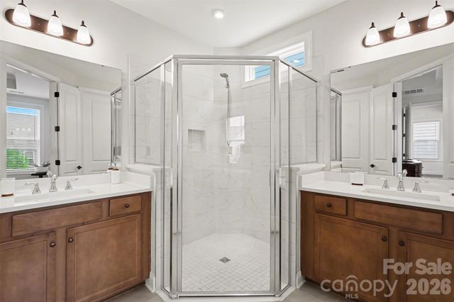 10225 Superb Lane, Charlotte, NC 28215