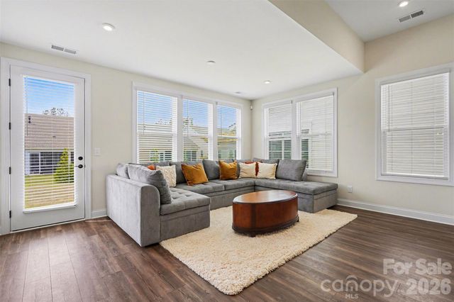 10225 Superb Lane, Charlotte, NC 28215