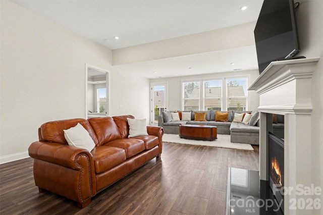 10225 Superb Lane, Charlotte, NC 28215