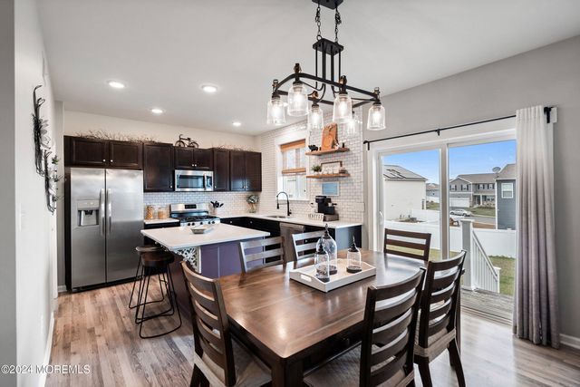 22 Dylan Boulevard, Barnegat, NJ 08005