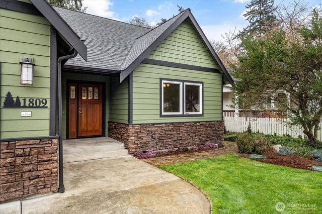 1809 Watkins Road, Freeland, WA 98249