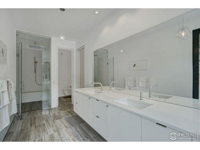 228 Lion Pt, Boulder, CO 80302