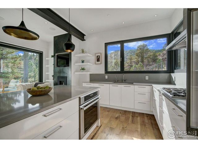 228 Lion Pt, Boulder, CO 80302