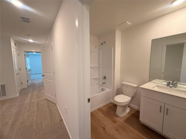 5339 MARITIME BREEZE LOOP, Tampa, FL 33619