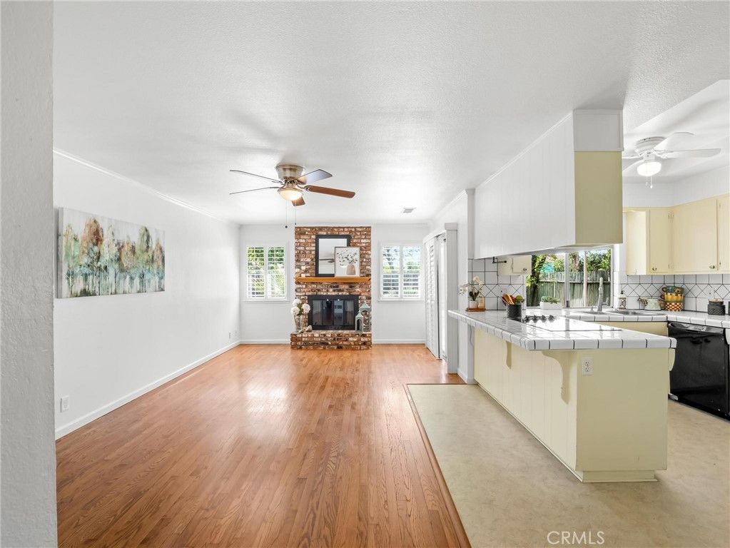 Image 17 of property listing at 873 Cedar, Lemoore, CA 93245