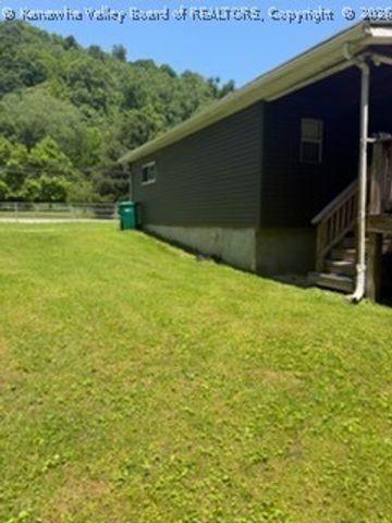 364 Campbells Creek Drive, Charleston, WV 25306