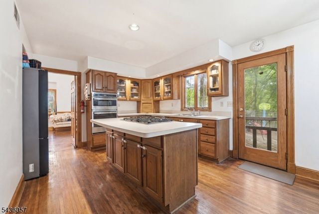 4 Meadow Oak Dr, Frelinghuysen Twp., NJ 07825
