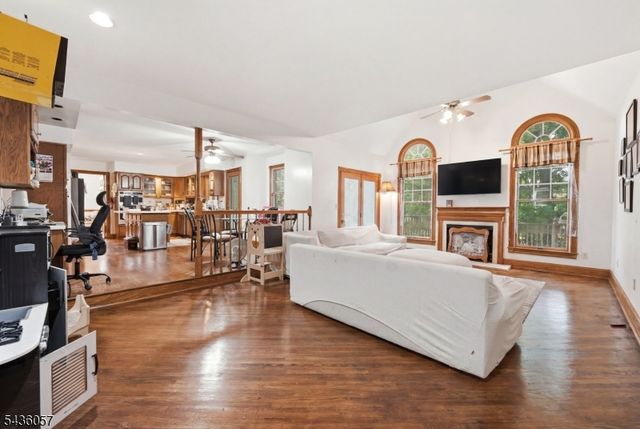4 Meadow Oak Dr, Frelinghuysen Twp., NJ 07825