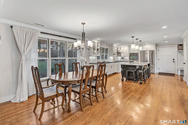 7 Hemlock Trail, Trumbull, CT 06611